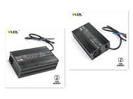 16 कोशिकाओं LiFePO4 बैटरी CE RoHS मानकों के लिए बुद्धिमान 15A 48 वोल्ट बैटरी चार्जर