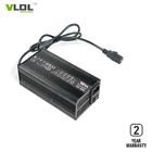 लाइटवेट लिथियम बैटरी चार्जर 54.6V 5A LiMnO2 बैटरी पैक के लिए