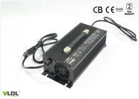 6.5 KG 330 * 150 * 90 MM हाई वोल्टेज बैटरी चार्जर 130V 15A 4 स्टेप्स स्मार्ट चार्जिंग