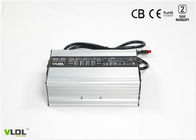 24V 18A इलेक्ट्रिक मोटरसाइकिल बैटरी चार्जर स्मार्ट और फास्ट चार्जिंग RoHS और CE प्रमाणित