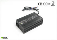 लिथियम बैटरी के लिए 24V 25A इलेक्ट्रिक मोटरसाइकिल बैटरी चार्जर CC CV स्मार्ट चार्जिंग