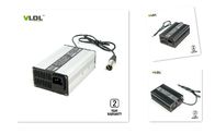 48V 58.8V 2A सील लीड एसिड बैटरी चार्जर 110 से 230V वर्ल्डवाइड इनपुट के लिए SLA / AGM / GEL बैटरी