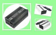 लिथियम आयन बैटरी CC CV 14V 14.4V या 14.6V चार्जिंग के लिए 12V 15A स्मार्ट बैटरी चार्जर