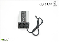 इलेक्ट्रिक स्केटबोर्ड सीसी सीवी चार्जिंग के लिए 24V 4A इंटेलिजेंट बैटरी चार्जर